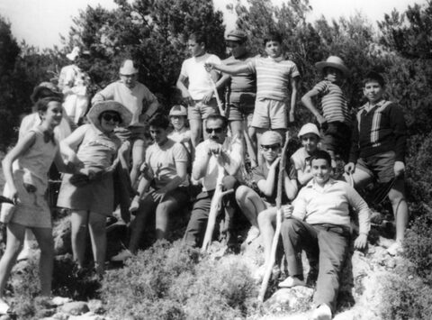 Σχολική δενδροφύτευση στη Χρυσολεόντισσα