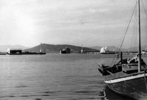 Άφιξη φέρυ μποτ